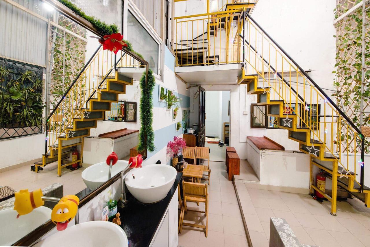 Meow Hostel Hanoi Buitenkant foto